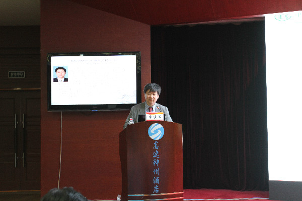 C:\Documents and Settings\Administrator\桌面\meitu\lijianjunyuanchangfayan.jpg