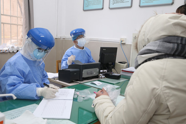 发热门诊工作动态2_副本.jpg 发热门诊工作动态2_副本.jpg