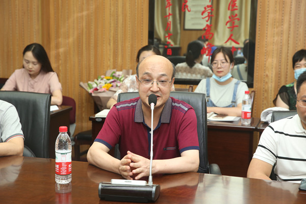 AK7R6619_副本.jpg AK7R6619_副本.jpg