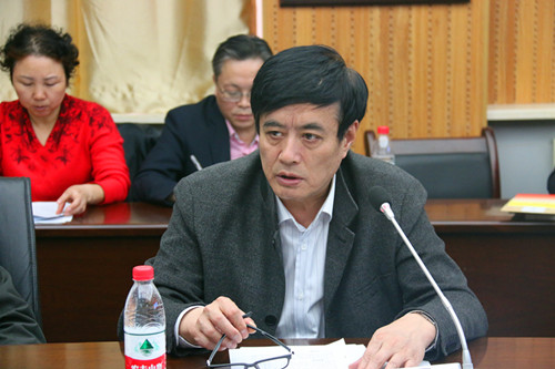黎一鸣副书记传达解读校党委关于开展“三严三实”专题教育活动的精神要求.jpg 黎一鸣副书记传达解读校党委关于开展“三严三实”专题教育活动的精神要求.jpg