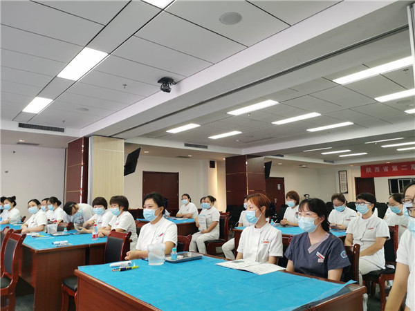 专心听讲.jpg 专心听讲.jpg