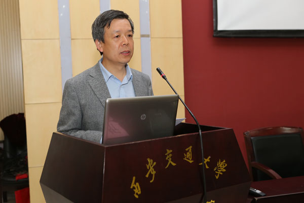 AK7R5598.JPG AK7R5598.JPG