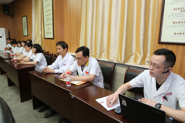 AK7R7115.JPG AK7R7115.JPG