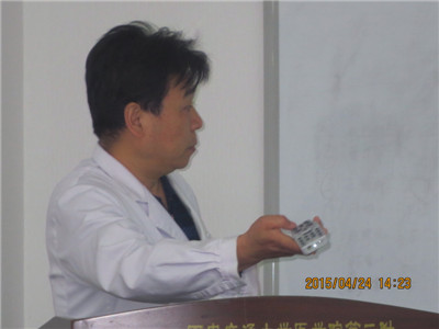 1-郑国玺教授授课.JPG