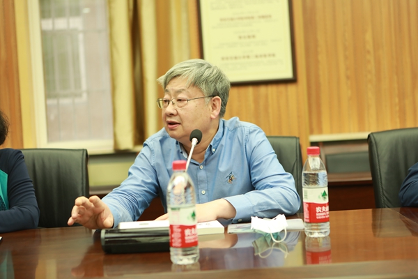 王子明副主任_副本.jpg 王子明副主任_副本.jpg