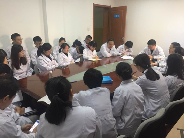 药学部科研动员会_副本.jpg