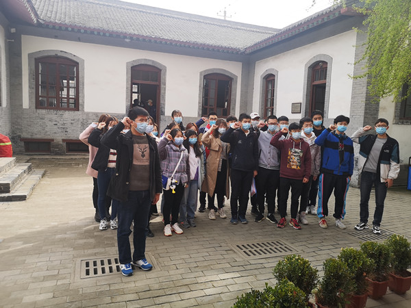 dc08d5515c3b4f8a1e8fe94987355f9_副本.jpg