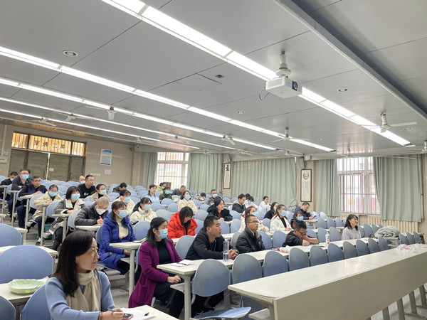 讲座照片3_副本.jpg