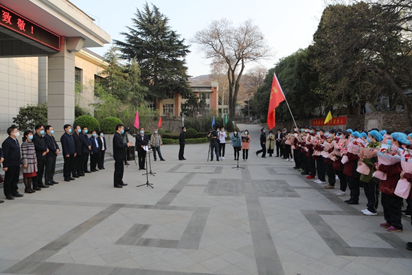 6E5A5140_副本.jpg 6E5A5140_副本.jpg