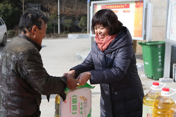 AK7R1563.JPG AK7R1563.JPG