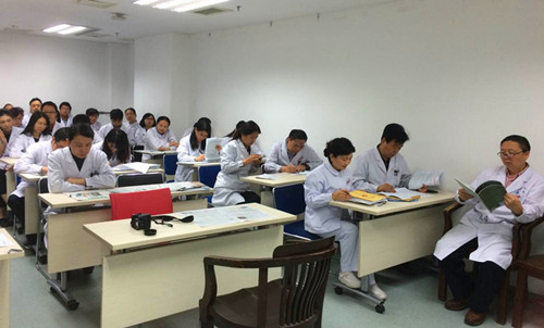 耳病院三严三实5.jpg 耳病院三严三实5.jpg