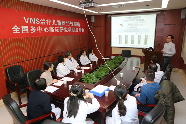 AK7R0207.JPG AK7R0207.JPG