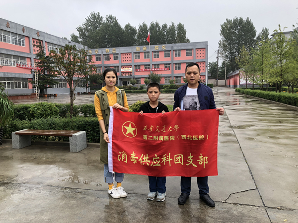 合照_副本.jpg