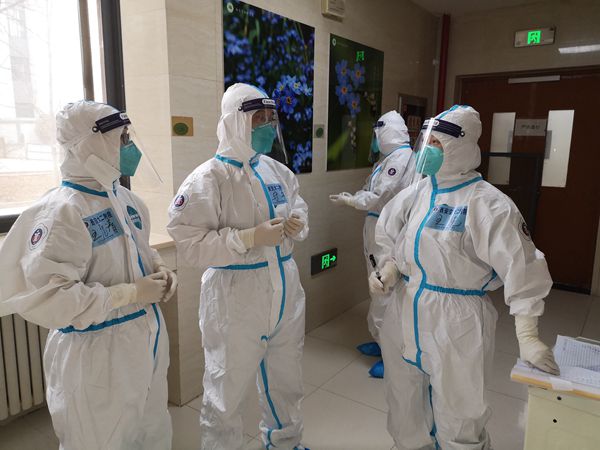 深入病房查房_副本.jpg 深入病房查房_副本.jpg