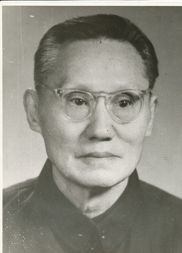 刘新民_副本.jpg 刘新民_副本.jpg