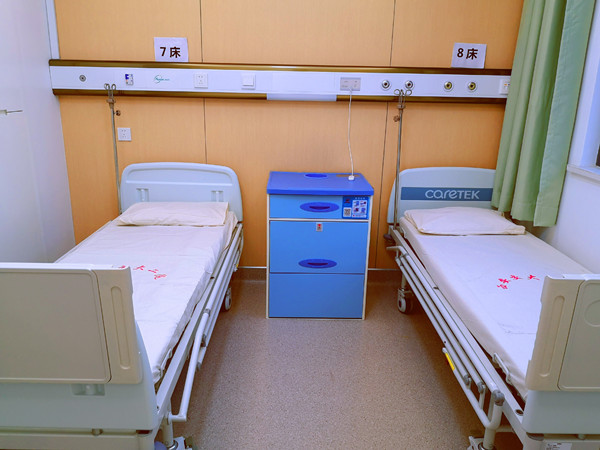 2人间病房_副本.jpg 2人间病房_副本.jpg