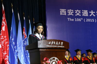 来自塞拉利昂的医学生科丽斯琳发言.jpg