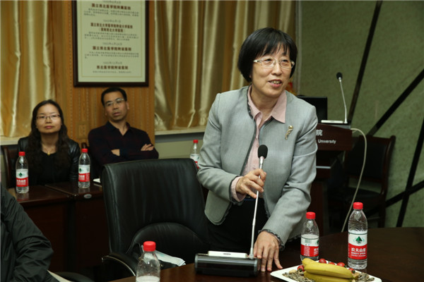 14.原急诊科主任李丽君教授讲话.JPG
