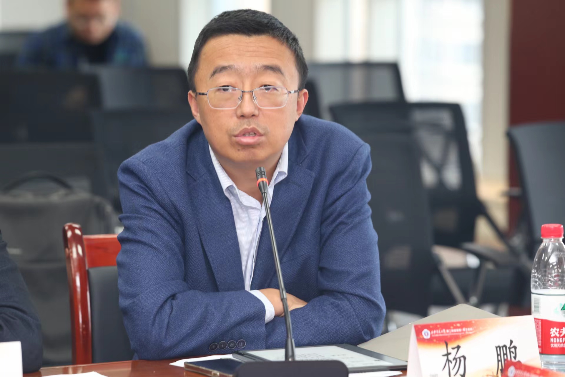 杨鹏.jpg 杨鹏.jpg