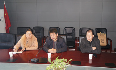 韩城市医院赵亚军书记等参会人员_副本.jpg