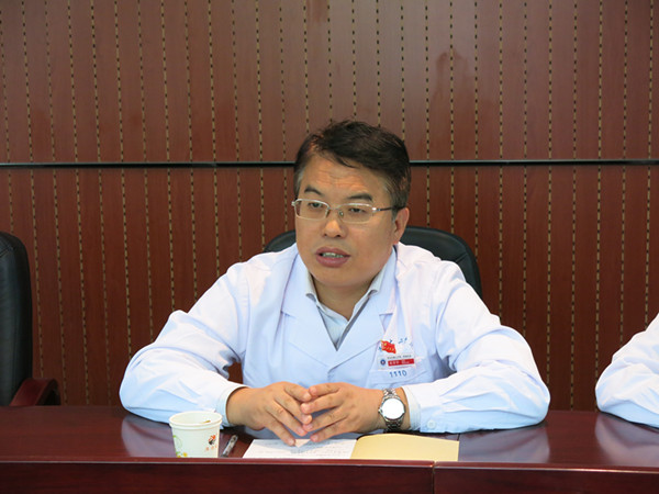 我院党委书记巩守平教授讲话2_副本.jpg 我院党委书记巩守平教授讲话2_副本.jpg