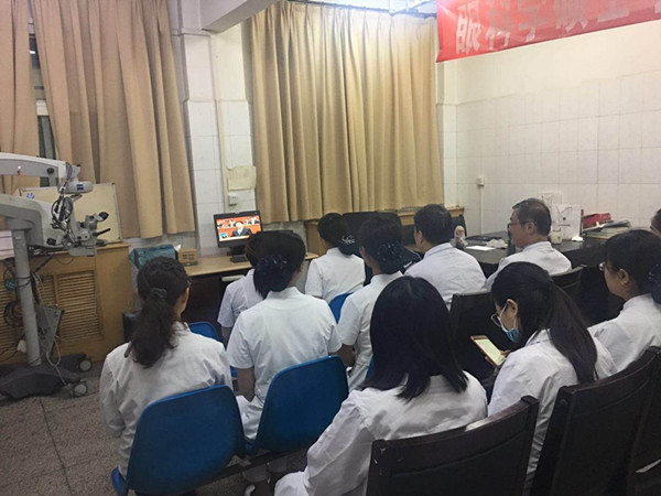 骨科支部收看照片_副本.jpg 骨科支部收看照片_副本.jpg