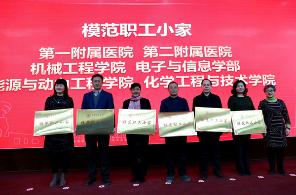 33f80afba7eb6320a41cf5589da2016_副本.jpg 33f80afba7eb6320a41cf5589da2016_副本.jpg