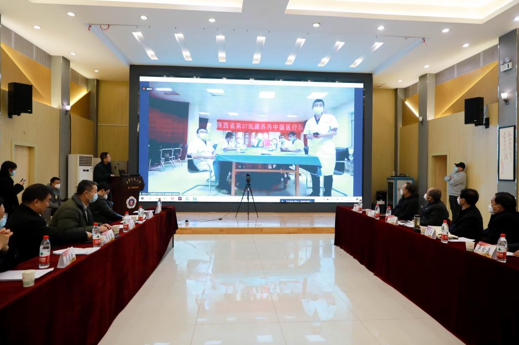 援苏丹专家代表.jpg