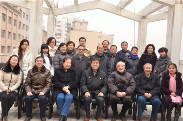 5与会人员合影.JPG